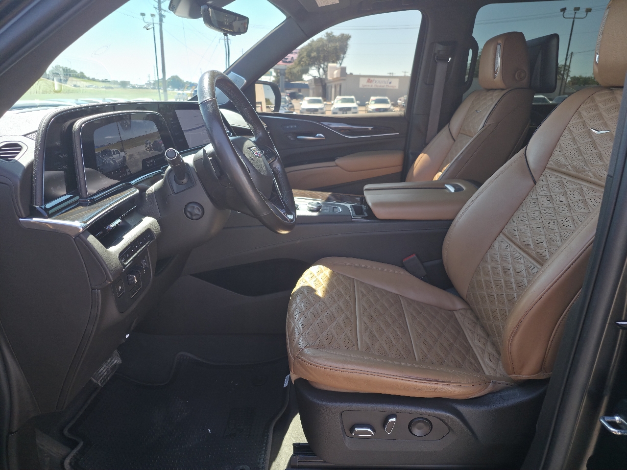 2023 Cadillac Escalade ESV Sport photo 9