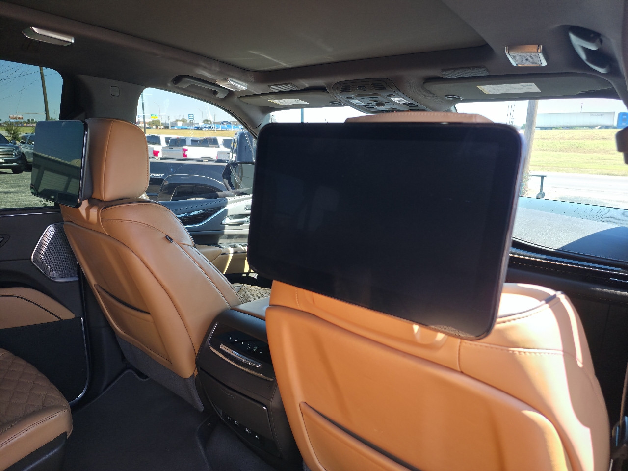 2023 Cadillac Escalade ESV Sport photo 15