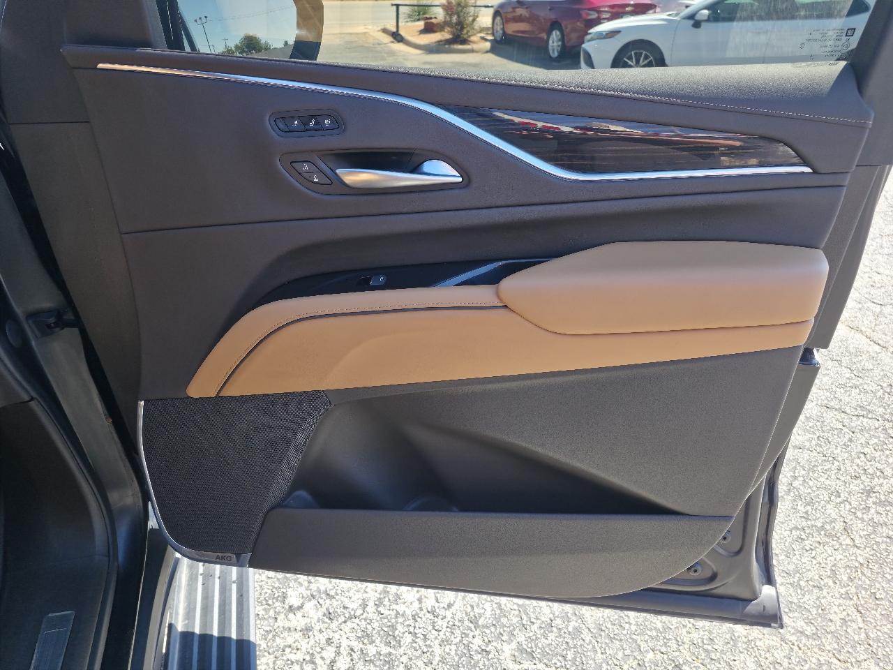 2023 Cadillac Escalade ESV Sport photo 18