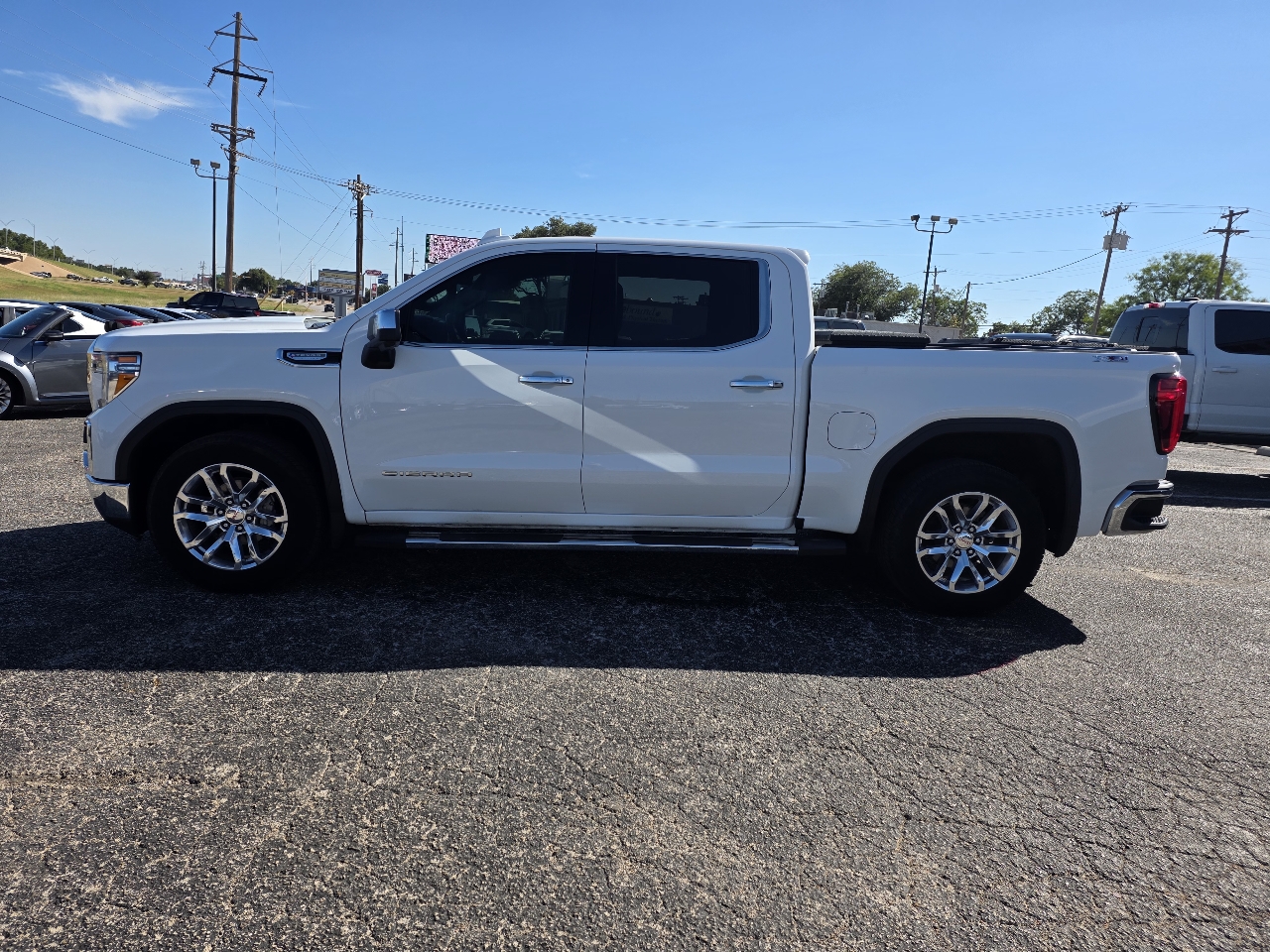 2020 Gmc Sierra 1500 SLT photo 4