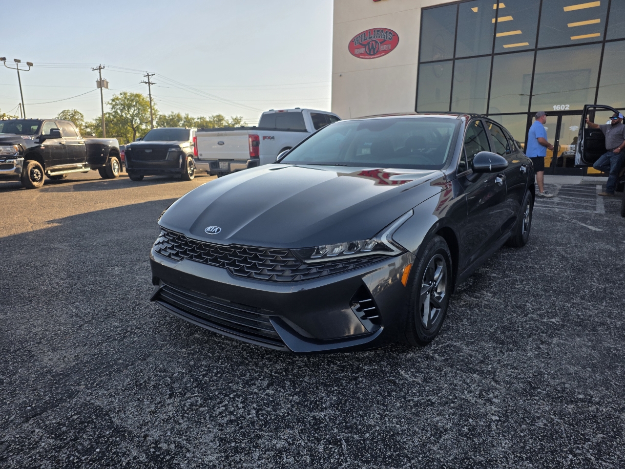 2021 Kia K5 LXS photo 3