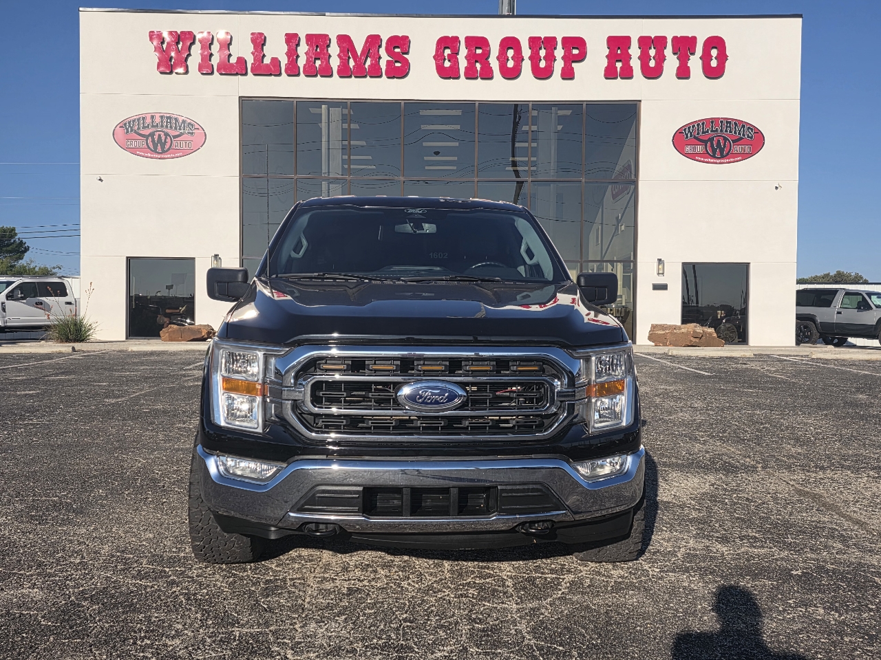 2022 Ford F-150 XLT photo 2