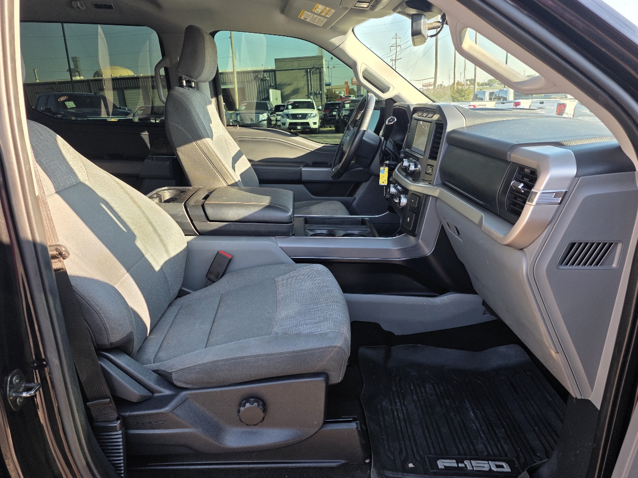 2022 Ford F-150 XLT photo 16