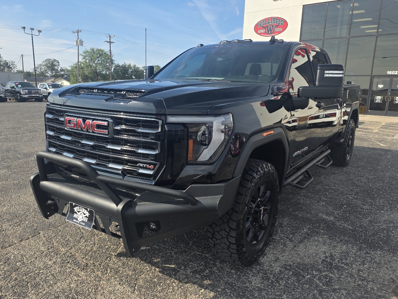 GMC Sierra 2500HD 4WD Crew Cab 159" AT4 2024 GMC Sierra 2500HD 4WD Crew Cab 159" AT4 2024