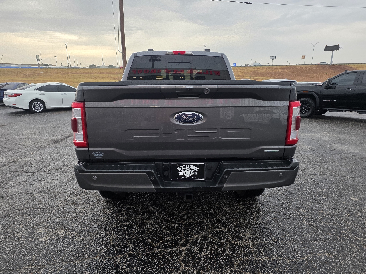 Ford F-150 Lariat 4WD SuperCrew 5.5' Box 2022 Ford F-150 Lariat 4WD SuperCrew 5.5' Box 2022