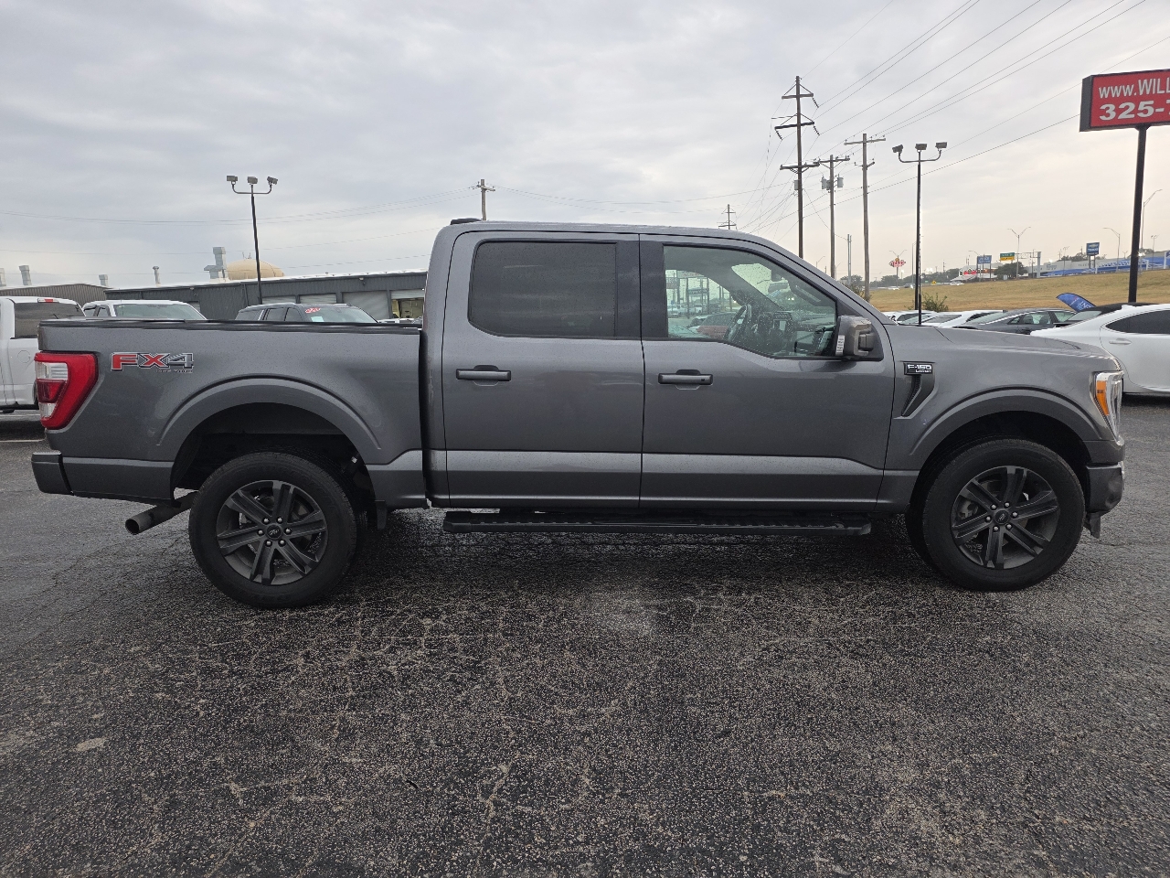 Ford F-150 Lariat 4WD SuperCrew 5.5' Box 2022 Ford F-150 Lariat 4WD SuperCrew 5.5' Box 2022