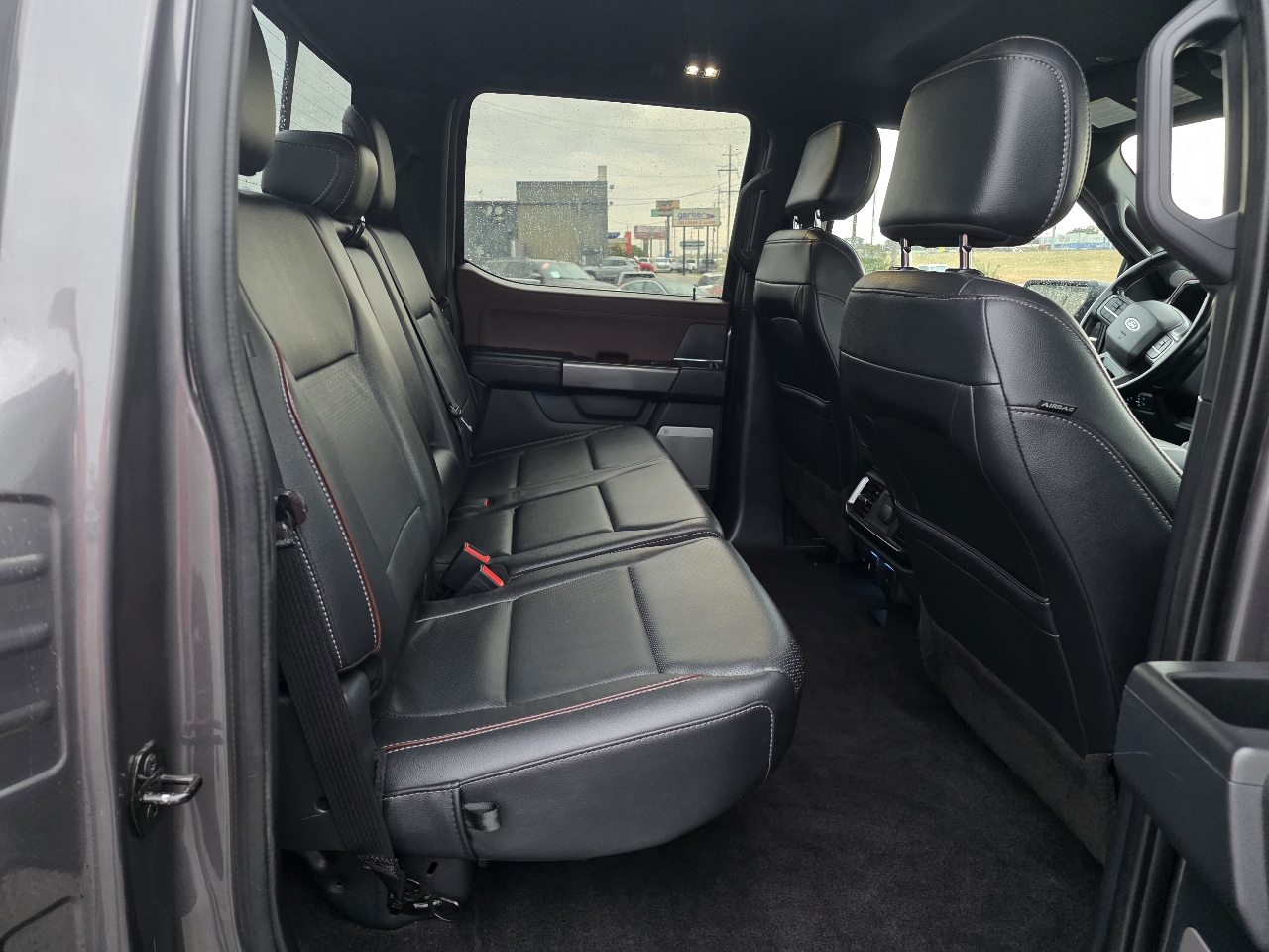 Ford F-150 Lariat 4WD SuperCrew 5.5' Box 2022 Ford F-150 Lariat 4WD SuperCrew 5.5' Box 2022