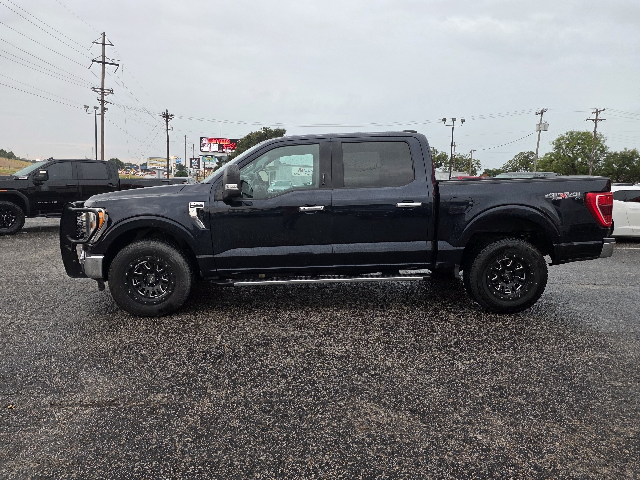 Ford F-150 4WD SuperCab 145" XLT 2021 Ford F-150 4WD SuperCab 145" XLT 2021