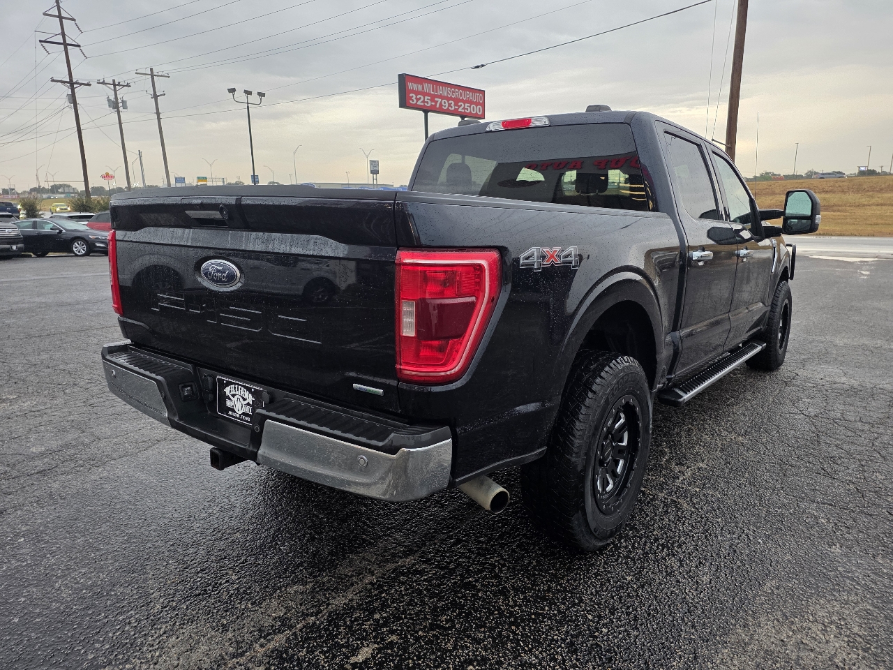 Ford F-150 4WD SuperCab 145" XLT 2021 Ford F-150 4WD SuperCab 145" XLT 2021