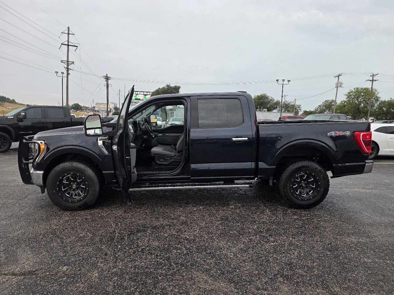 Ford F-150 4WD SuperCab 145" XLT 2021 Ford F-150 4WD SuperCab 145" XLT 2021