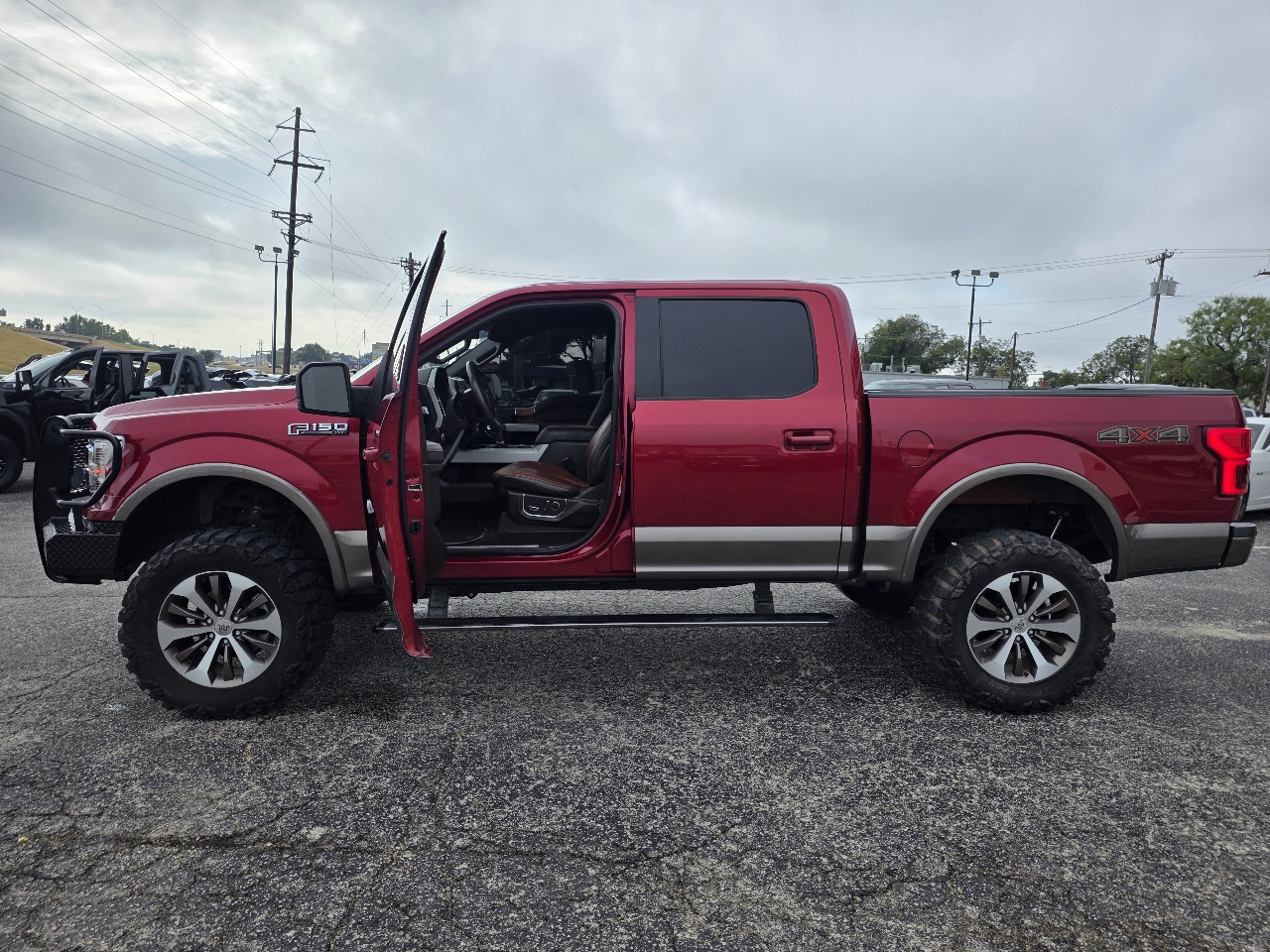 Ford F-150 King Ranch 4WD SuperCrew 5.5' Box 2018 Ford F-150 King Ranch 4WD SuperCrew 5.5' Box 2018