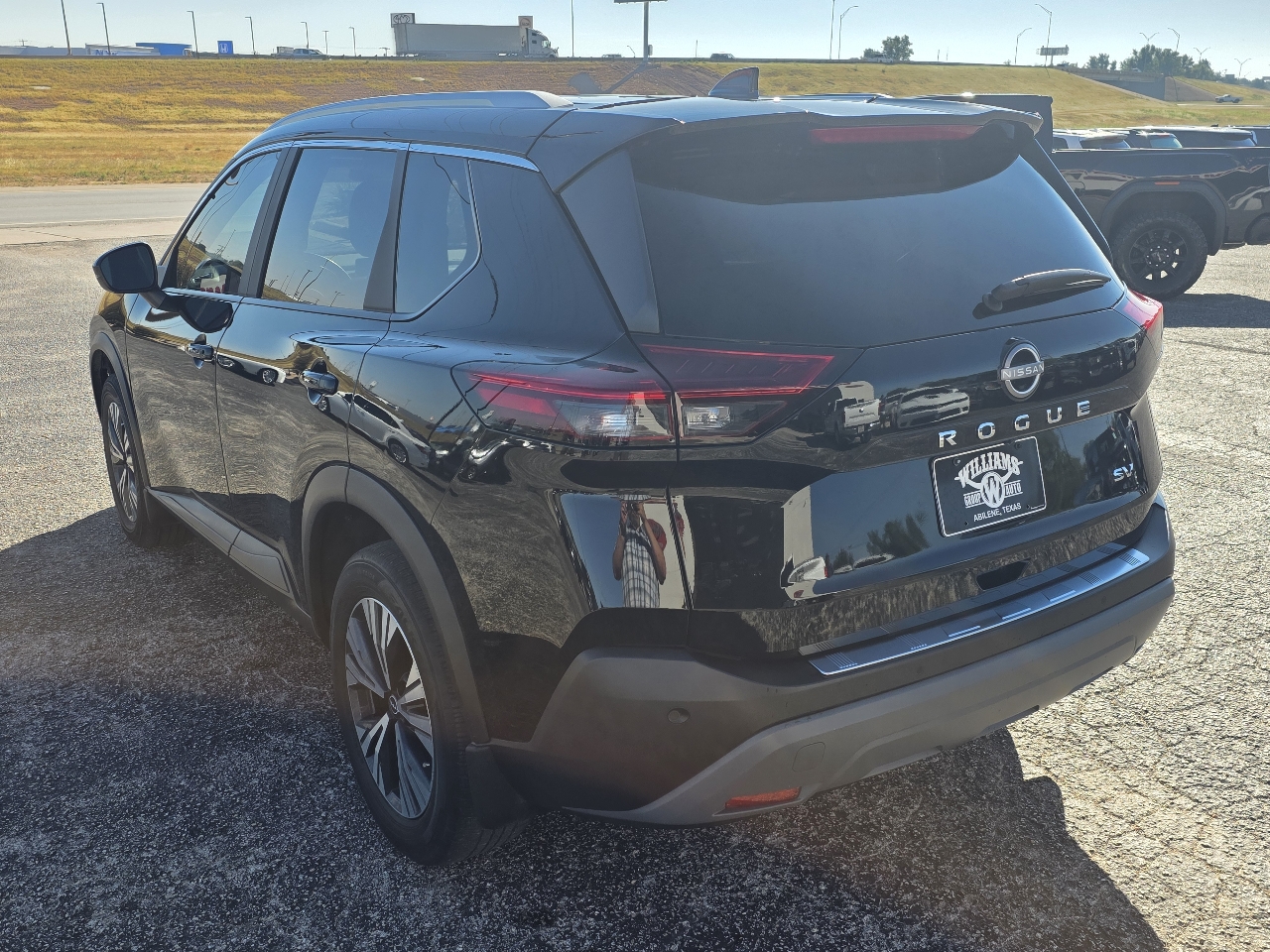 Nissan Rogue FWD SV *Ltd Avail* 2023 Nissan Rogue FWD SV *Ltd Avail* 2023