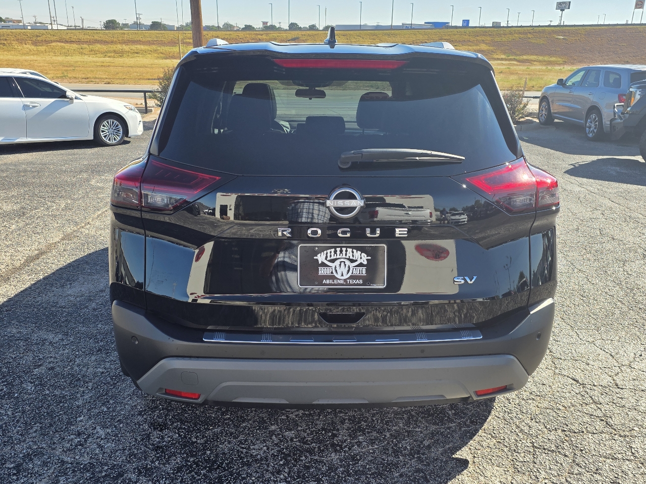 Nissan Rogue FWD SV *Ltd Avail* 2023 Nissan Rogue FWD SV *Ltd Avail* 2023