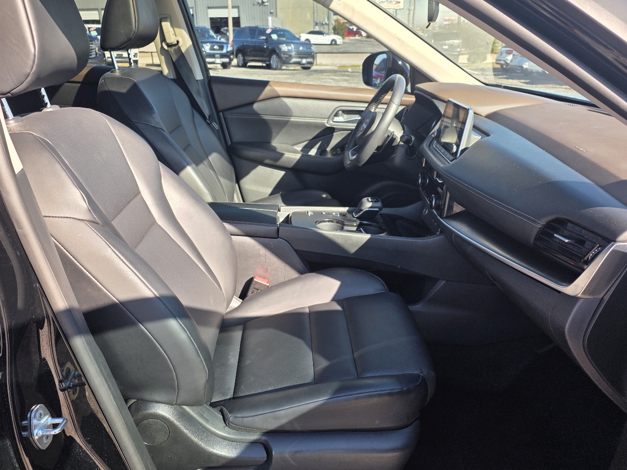 Nissan Rogue FWD SV *Ltd Avail* 2023 Nissan Rogue FWD SV *Ltd Avail* 2023