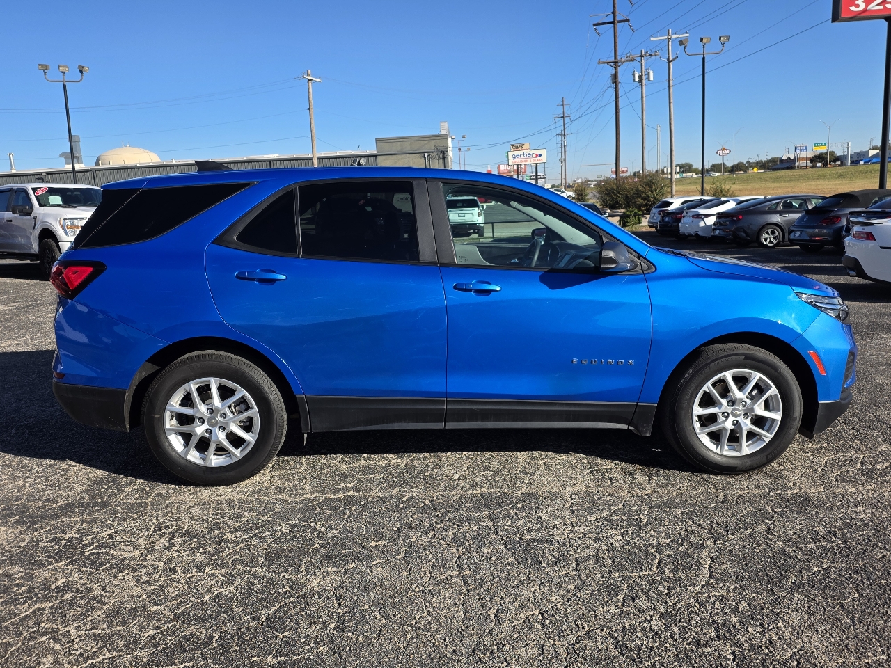 Chevrolet Equinox FWD 4dr LS w/1LS 2024 Chevrolet Equinox FWD 4dr LS w/1LS 2024