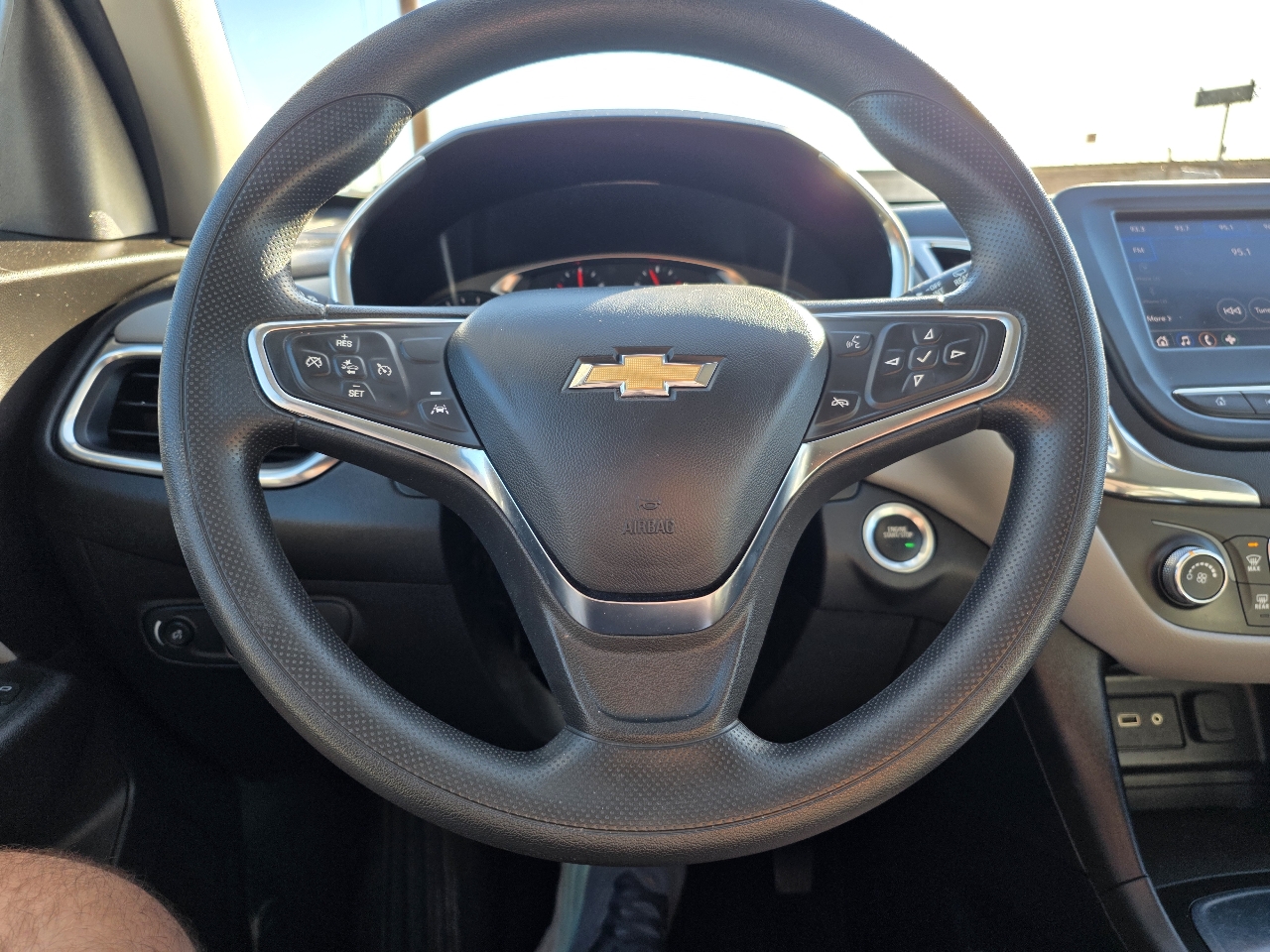 Chevrolet Equinox FWD 4dr LS w/1LS 2024 Chevrolet Equinox FWD 4dr LS w/1LS 2024