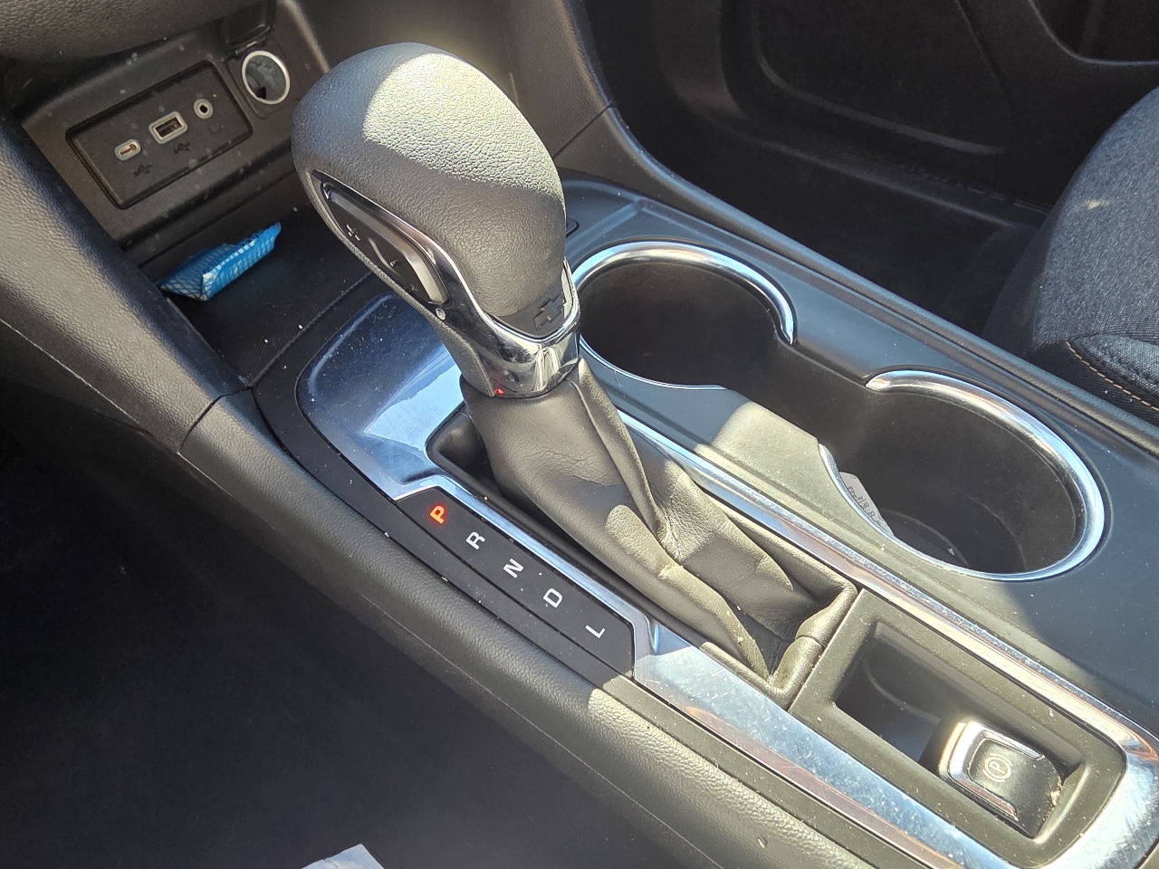 Chevrolet Equinox FWD 4dr LT w/1LT 2024 Chevrolet Equinox FWD 4dr LT w/1LT 2024