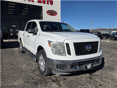 2019 Nissan Titan 