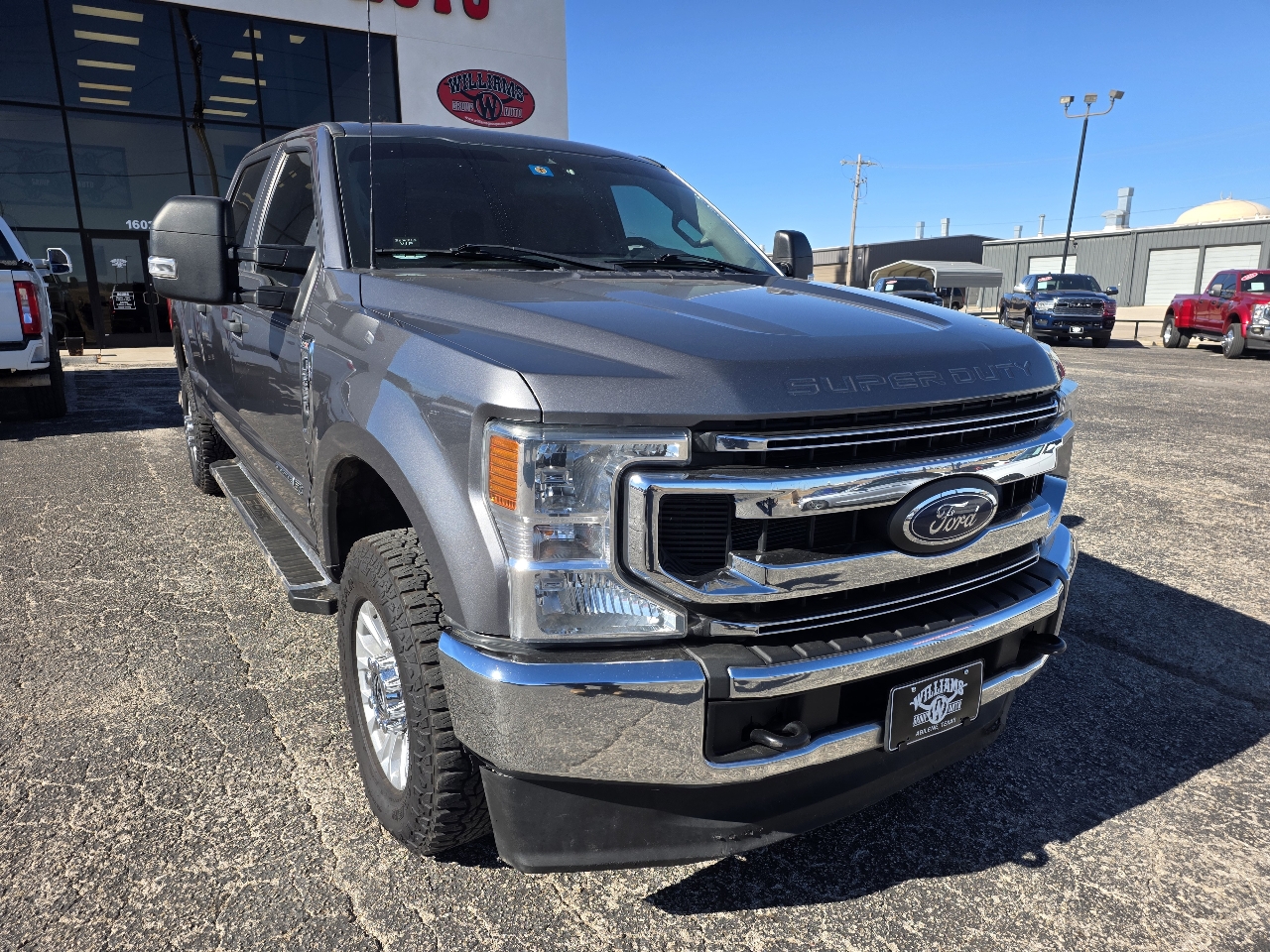 2022 Ford F-250 Super Duty XL's photo