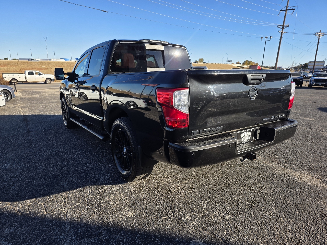 Nissan Titan 4x4 Crew Cab Platinum Reserve 2019