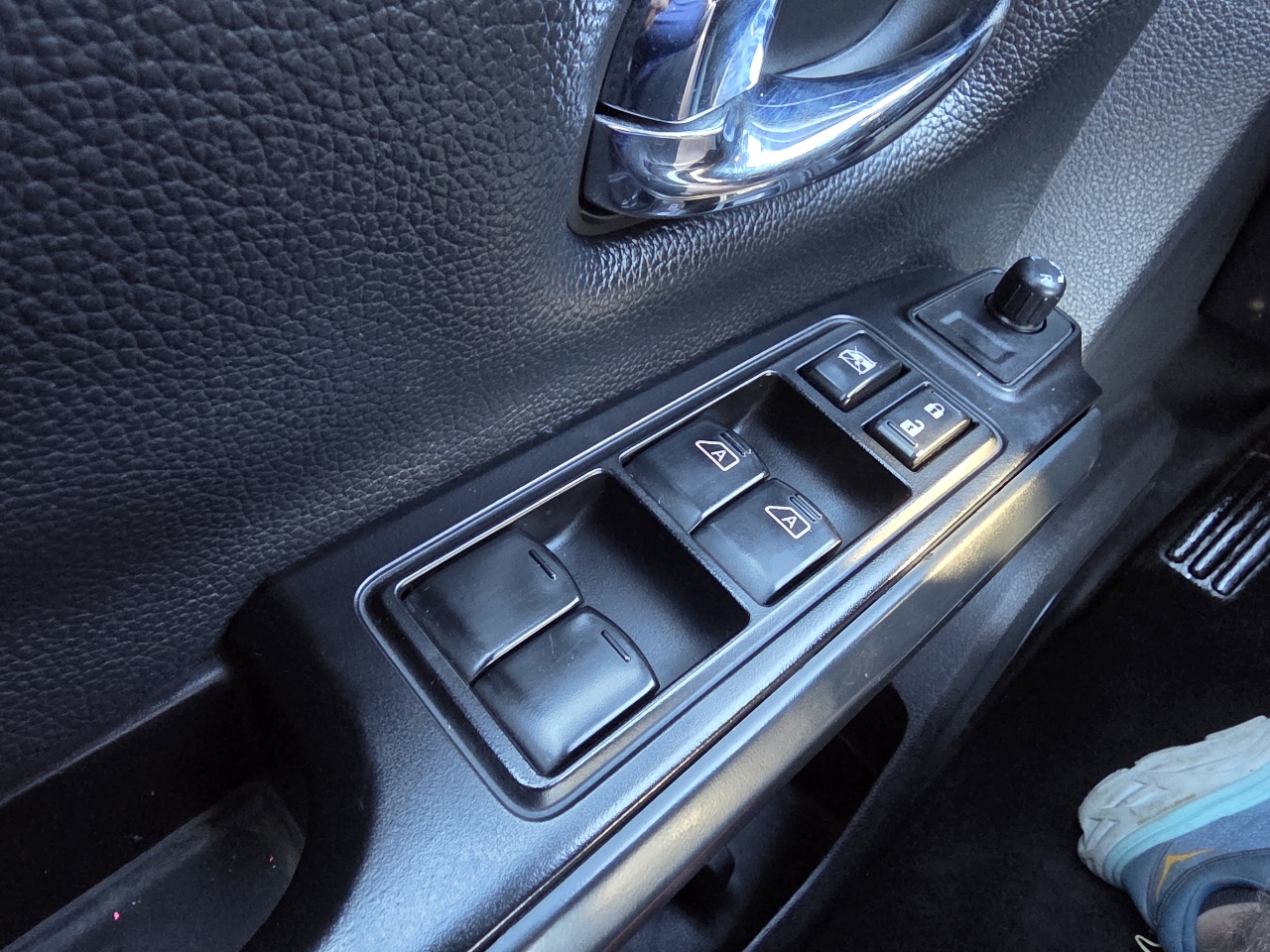 Nissan Titan 4x4 Crew Cab Platinum Reserve 2019