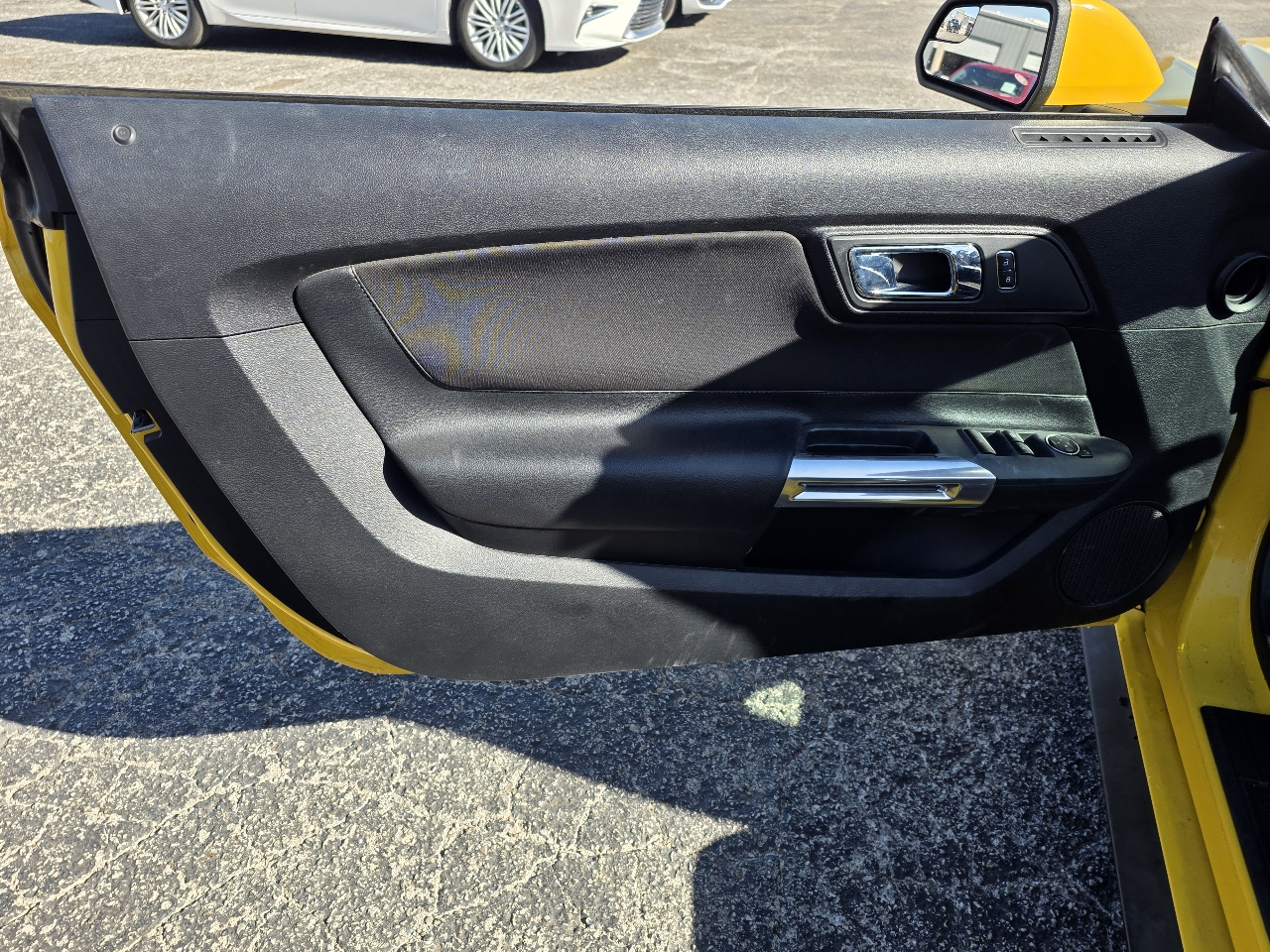 Ford Mustang V6 Convertible 2017