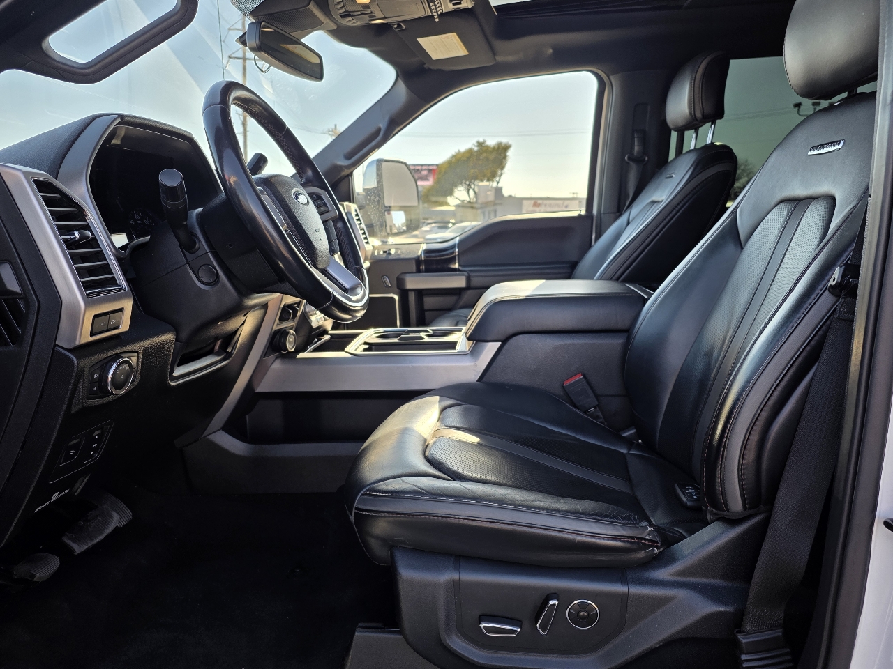 Ford Super Duty F-450 DRW Platinum 4WD Crew Cab 8' Box 2021