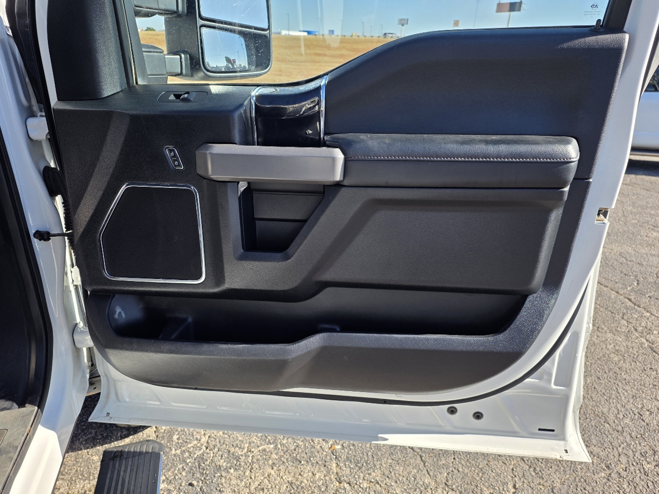 Ford Super Duty F-450 DRW Platinum 4WD Crew Cab 8' Box 2021