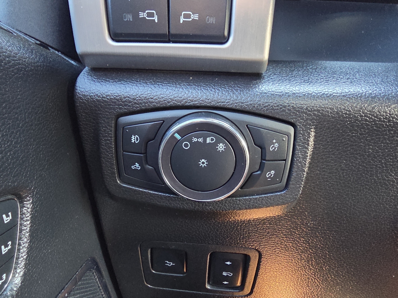 Ford Super Duty F-450 DRW Platinum 4WD Crew Cab 8' Box 2021