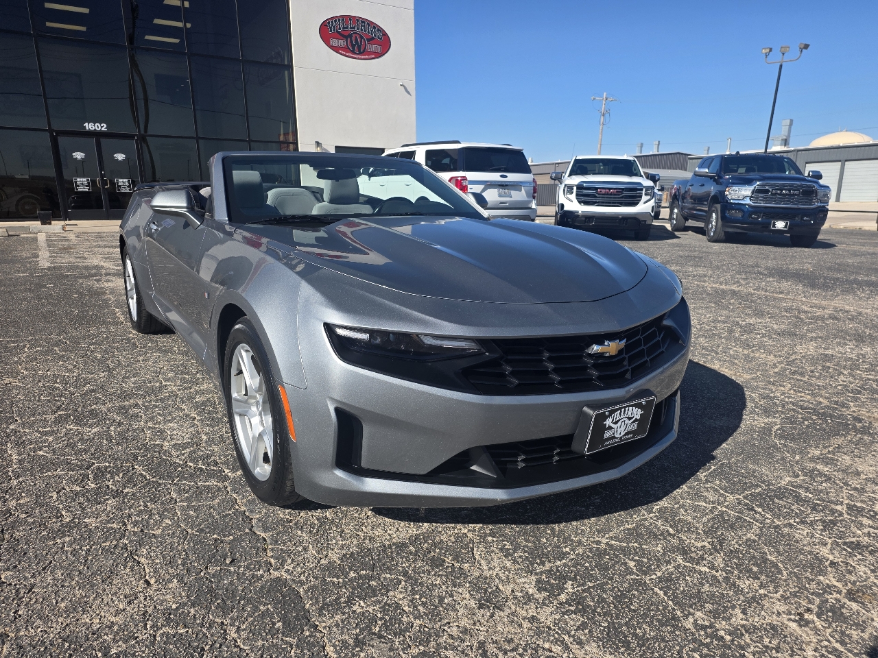 2023 Chevrolet Camaro 2dr Conv 1LT