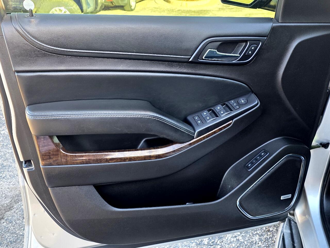 Chevrolet Tahoe 4WD 4dr LT 2016