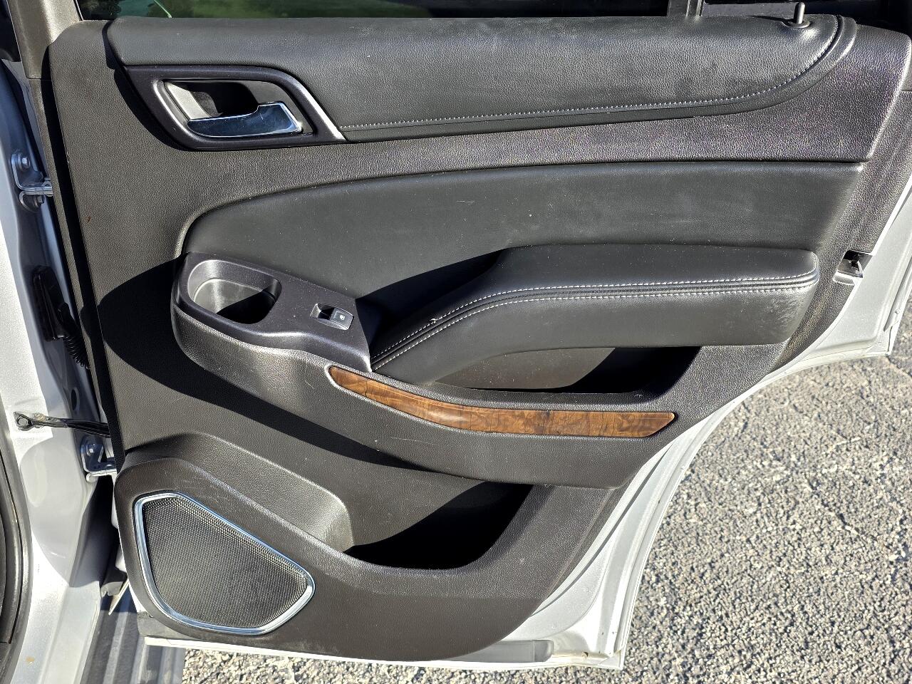 Chevrolet Tahoe 4WD 4dr LT 2016