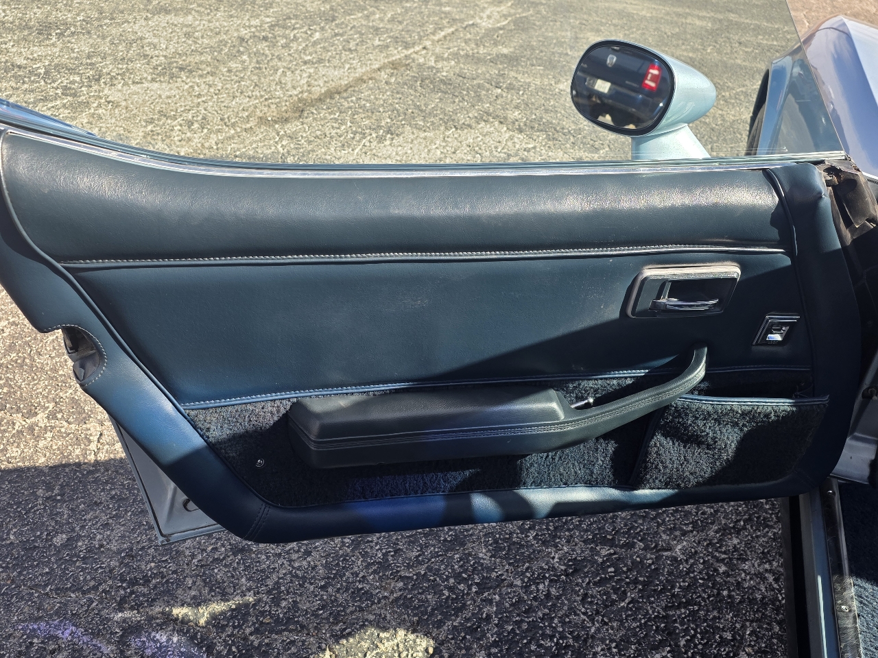 Chevrolet Corvette 2dr Coupe 1982