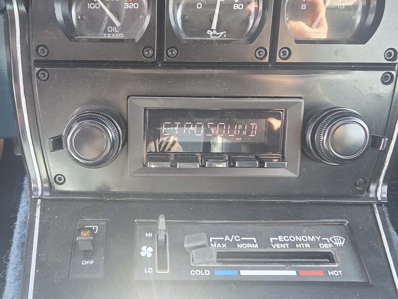 Chevrolet Corvette 2dr Coupe 1982