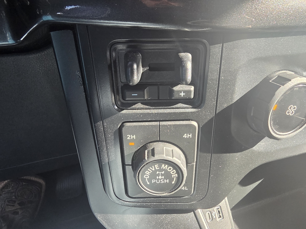 Ford F-150 Tremor 4WD SuperCrew 5.5' Box 2022