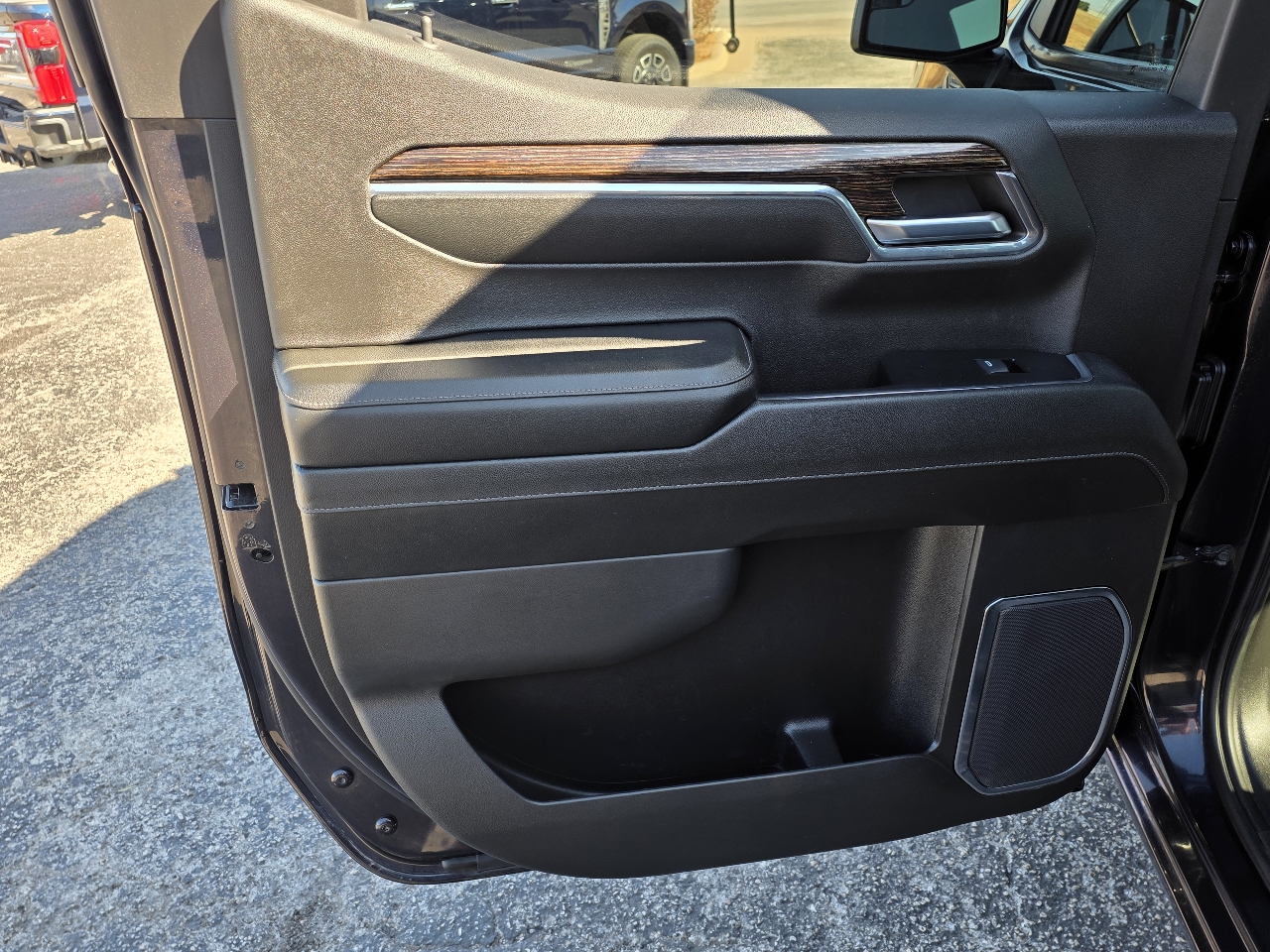 GMC Sierra 1500 2WD Crew Cab 147" Elevation 2024