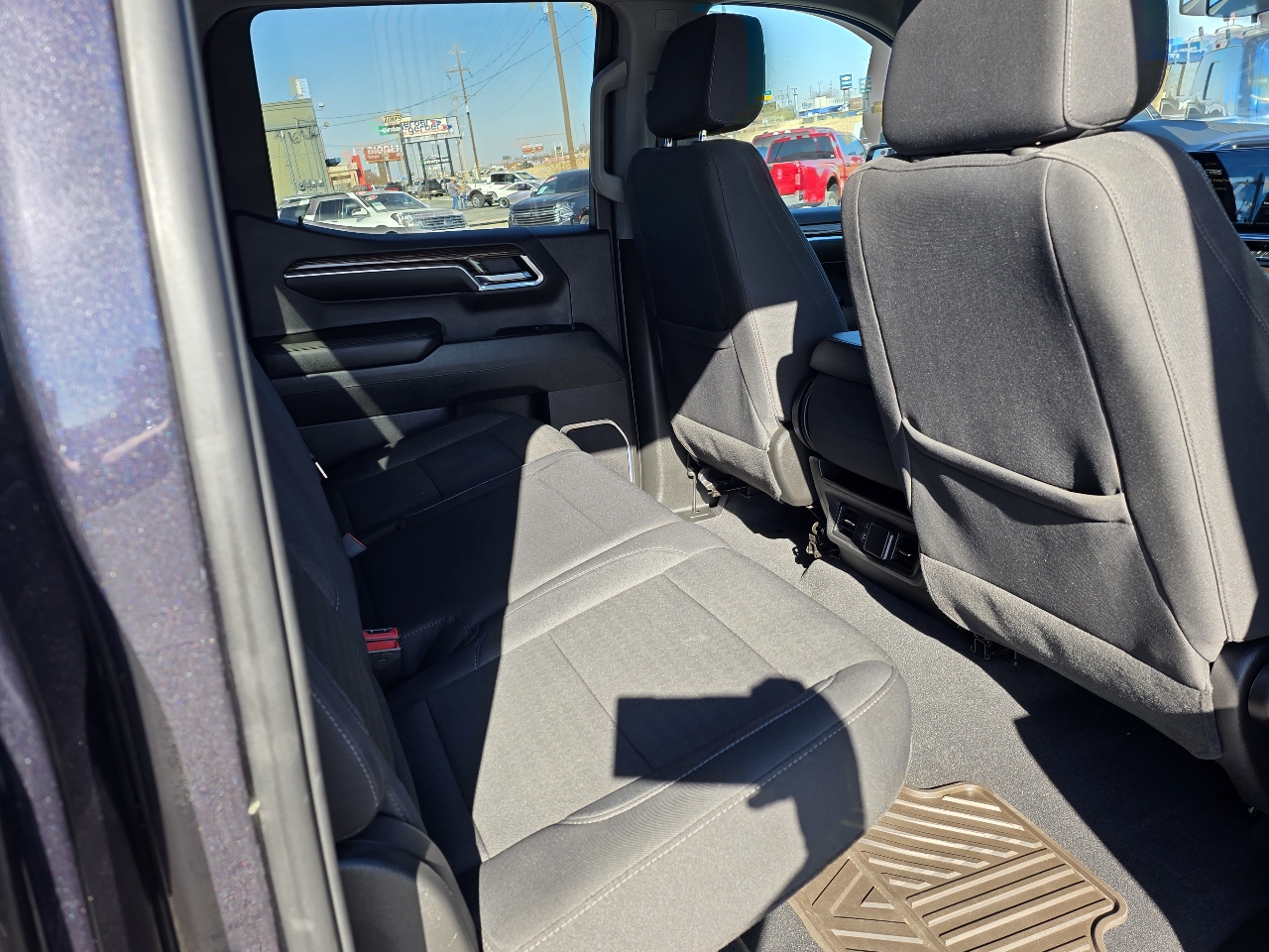 GMC Sierra 1500 2WD Crew Cab 147" Elevation 2024