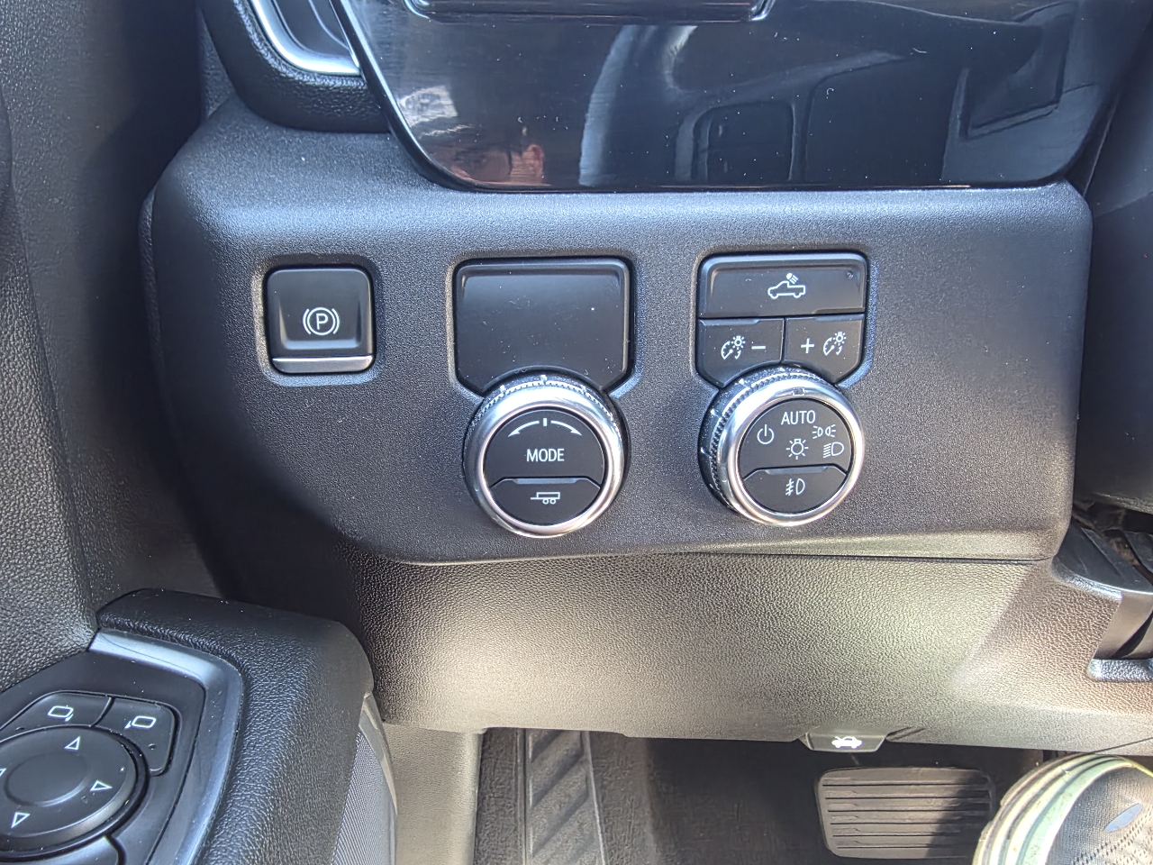 GMC Sierra 1500 2WD Crew Cab 147" Elevation 2024