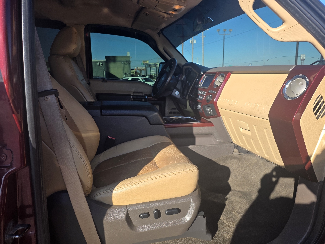 Ford Super Duty F-250 SRW 4WD Crew Cab 156" Lariat 2011