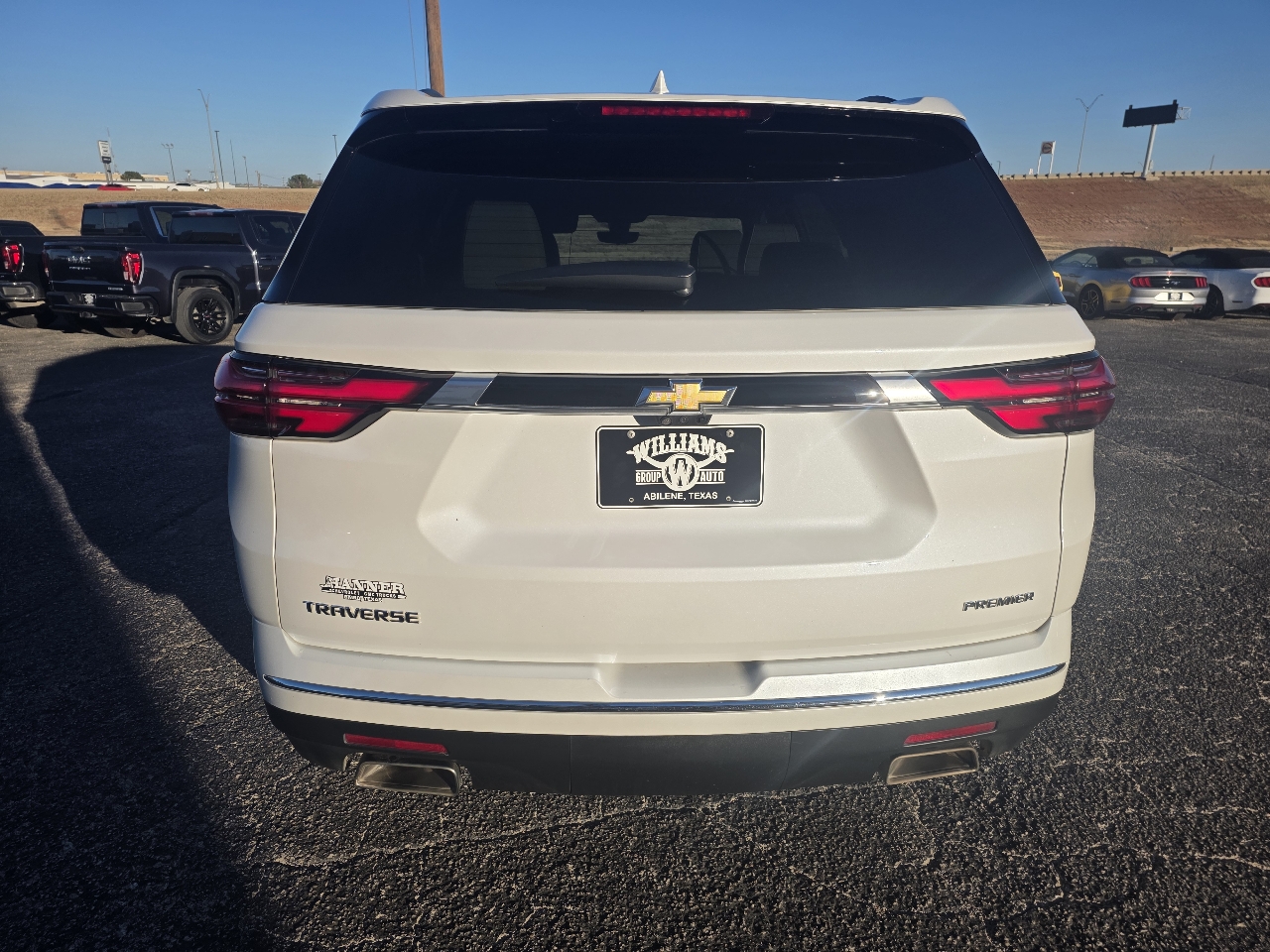 Chevrolet Traverse FWD 4dr Premier 2023