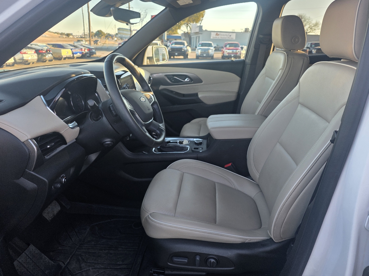 Chevrolet Traverse FWD 4dr Premier 2023