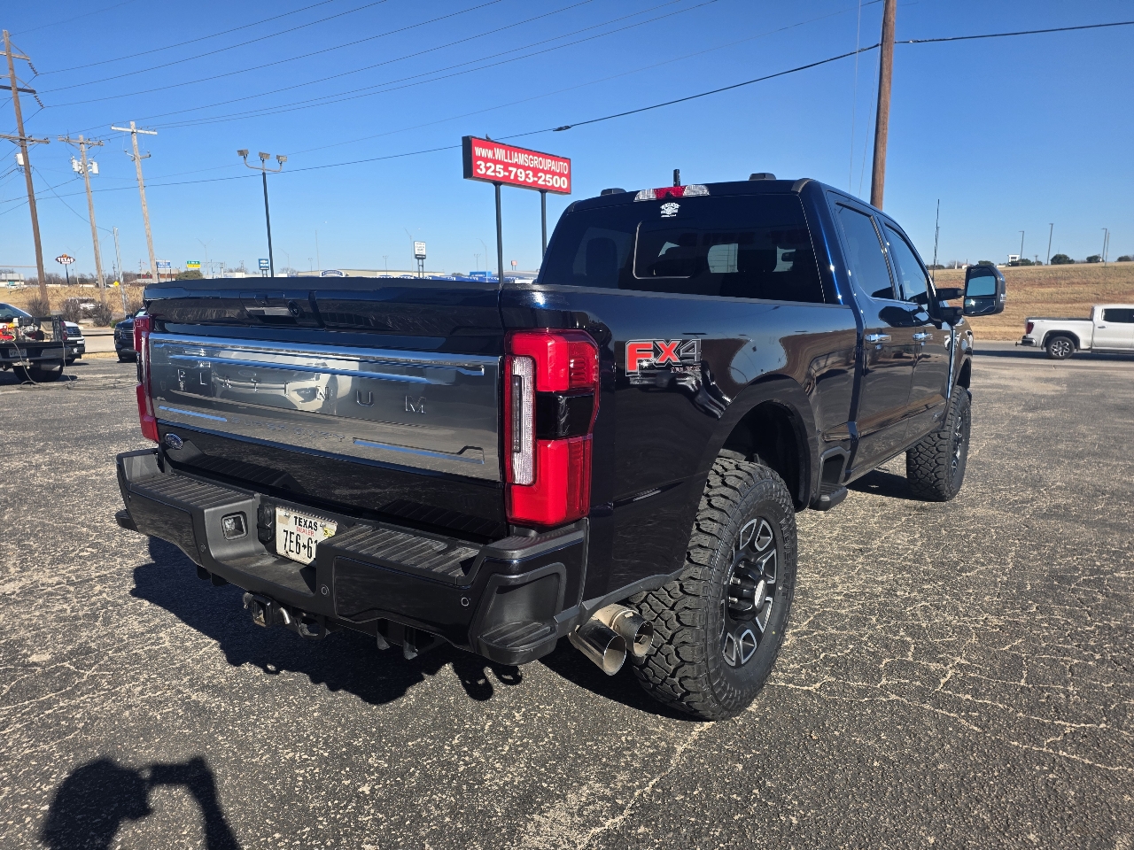 Ford Super Duty F-250 SRW Platinum 4WD Crew Cab 6.75' Box 2024