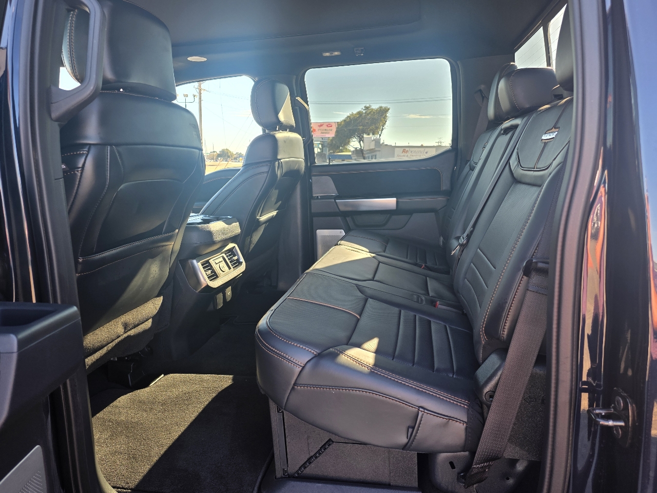 Ford Super Duty F-250 SRW Platinum 4WD Crew Cab 6.75' Box 2024