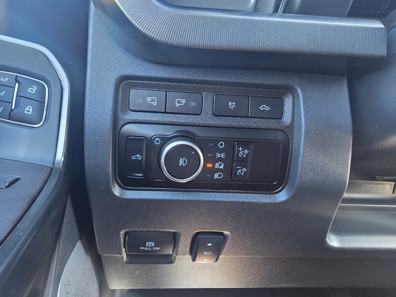 Ford Super Duty F-250 SRW Platinum 4WD Crew Cab 6.75' Box 2024