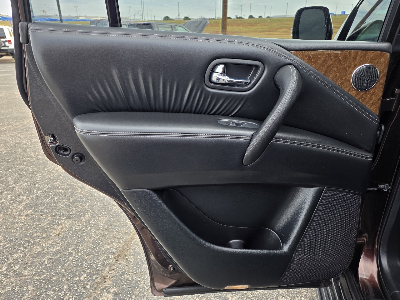 Infiniti QX80 AWD 2017