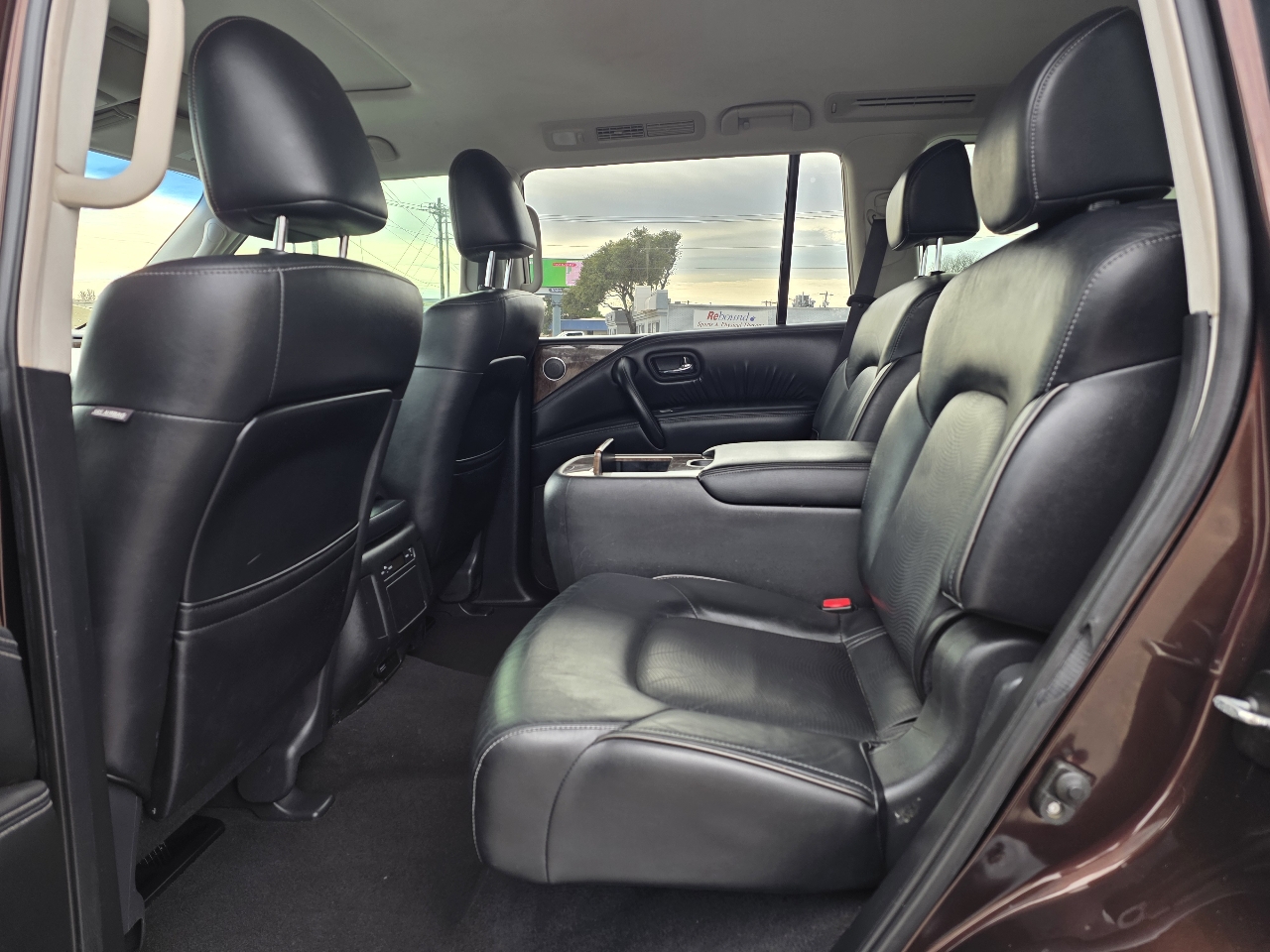 Infiniti QX80 AWD 2017