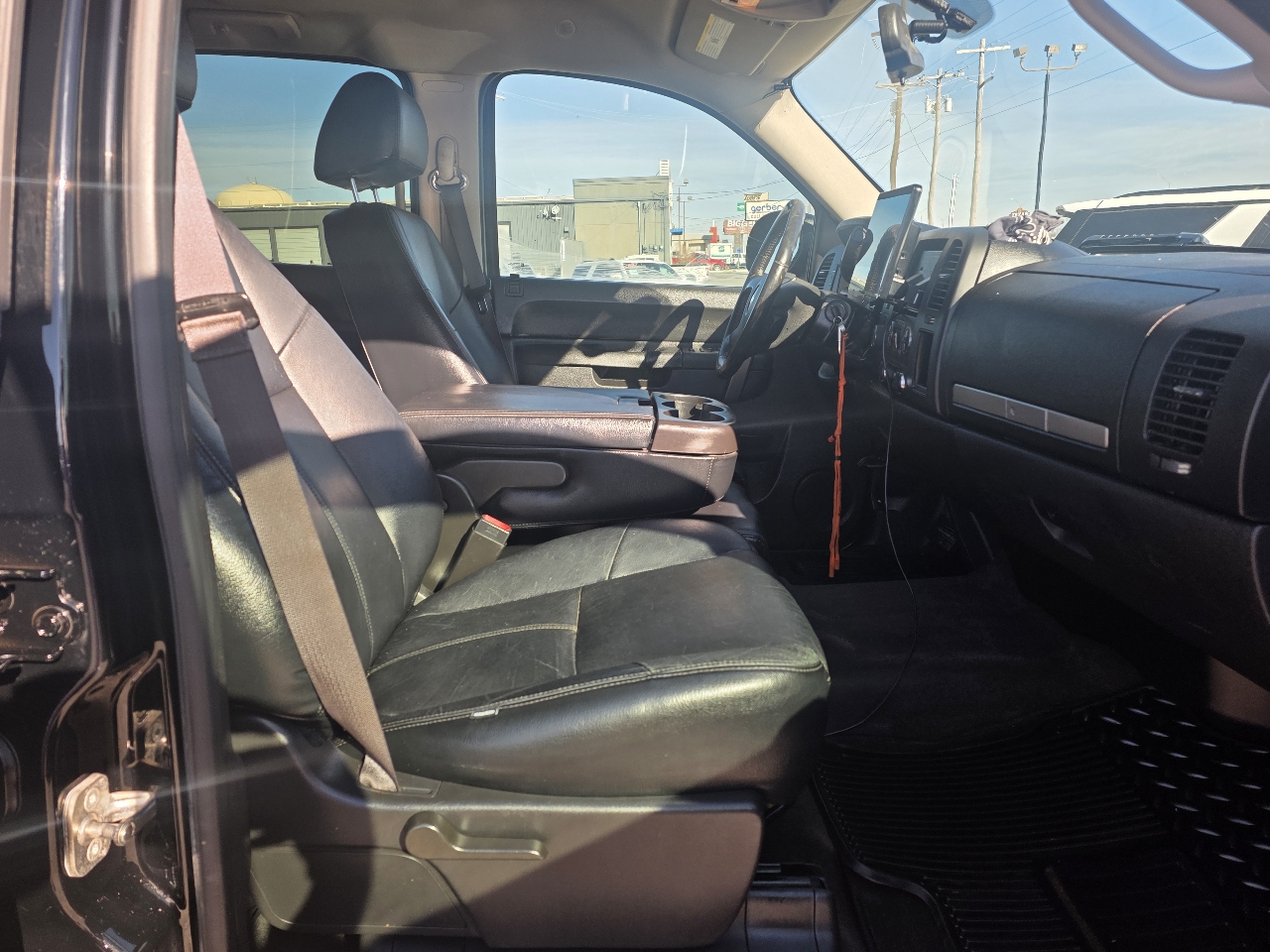 Chevrolet Silverado 1500 4WD Crew Cab 143.5" LT 2013