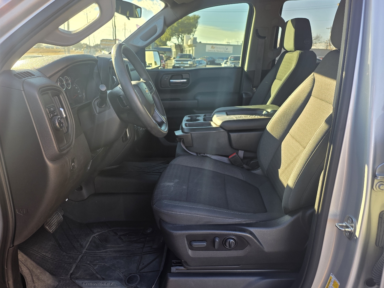 Chevrolet Silverado 1500 LTD 2WD Crew Cab 147" Custom 2022