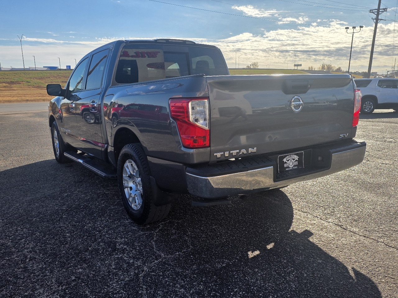 Nissan Titan 4x2 Crew Cab SV 2018