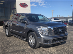 2018 Nissan Titan 
